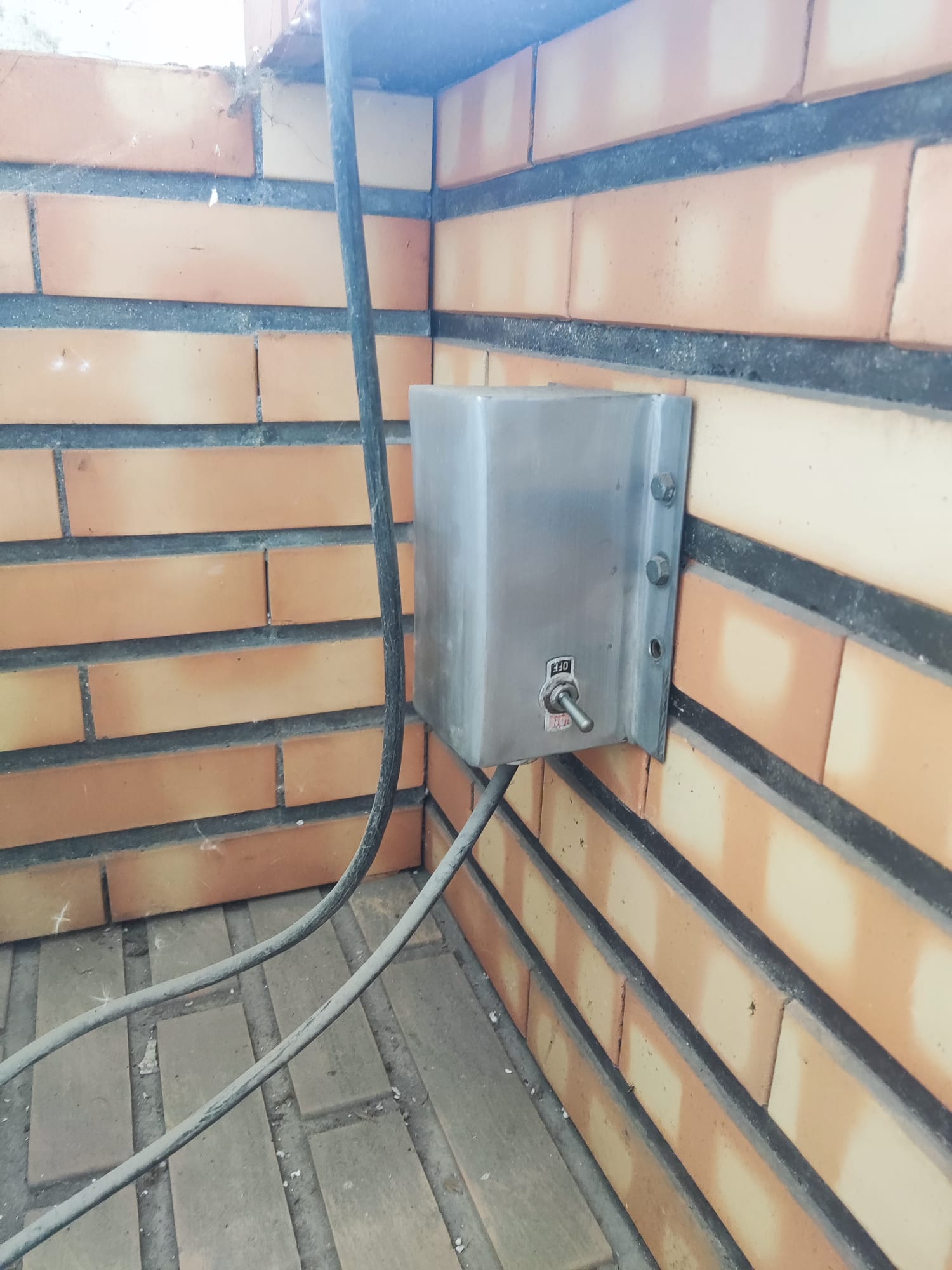Girarrosto per maialino da latte in inox + motore elettrico (per barbecue Terracotto/Rustika/Nexa/Inoxa)