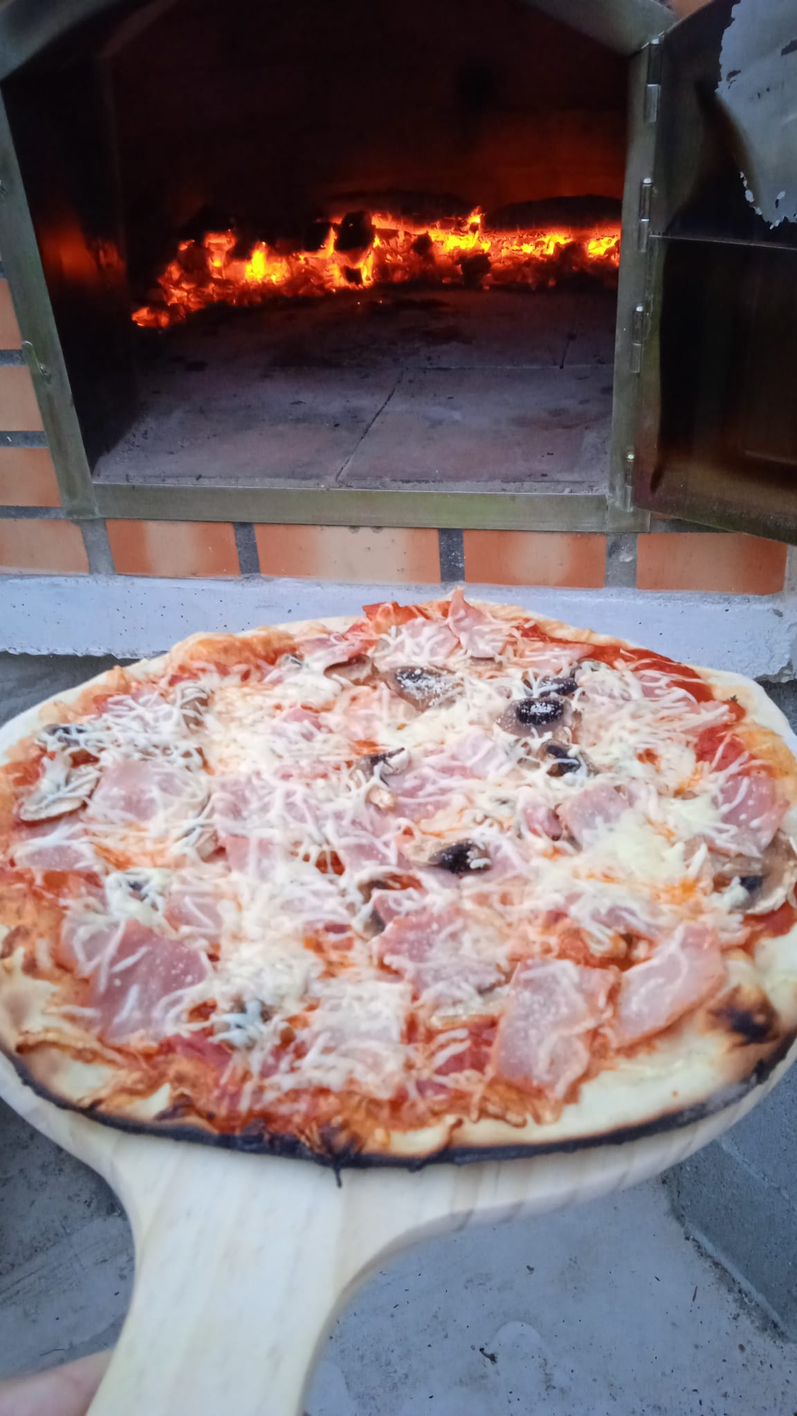 Forno a Legna Maestro 90 cm – Forno Tradizionale per Pizza e Arrosti